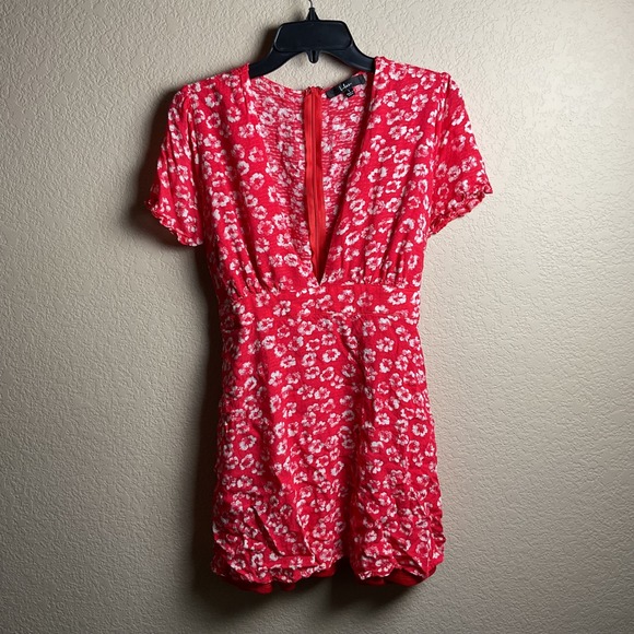 Lulus Dresses & Skirts - Lulus Womens‎ Large Red Floral Lined Summer Mini Dress VNeck Short Sleeve